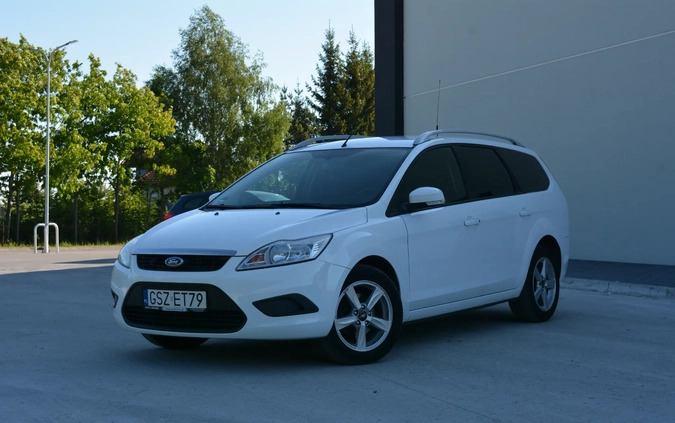 Ford Focus cena 15900 przebieg: 204000, rok produkcji 2009 z Dzierzgoń małe 497